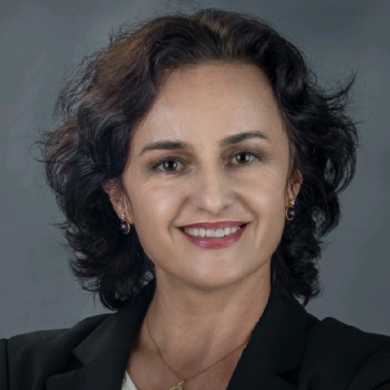 Tamara Astakhova Headshot